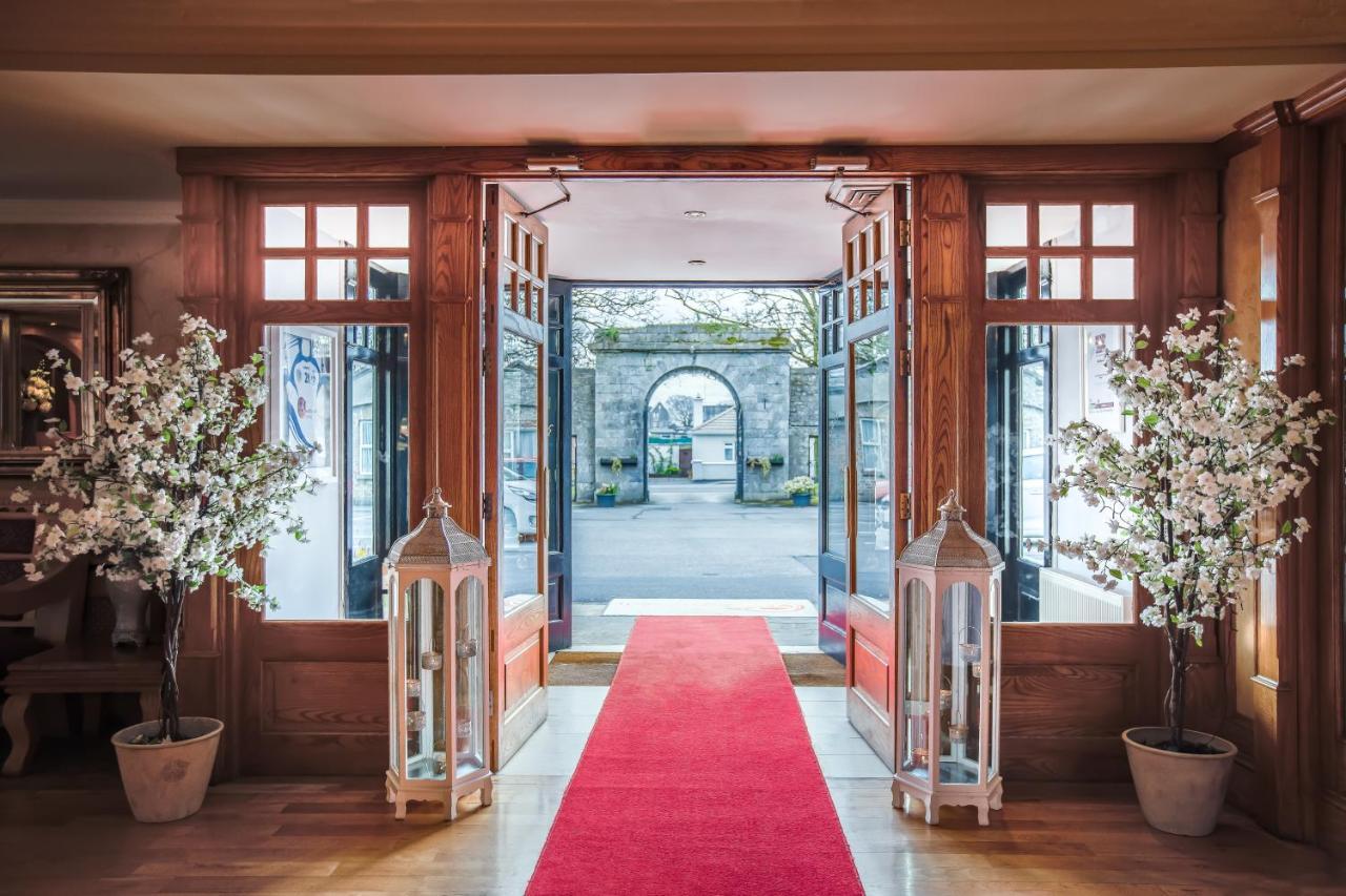 城堡拱门酒店 特里姆 外观 照片